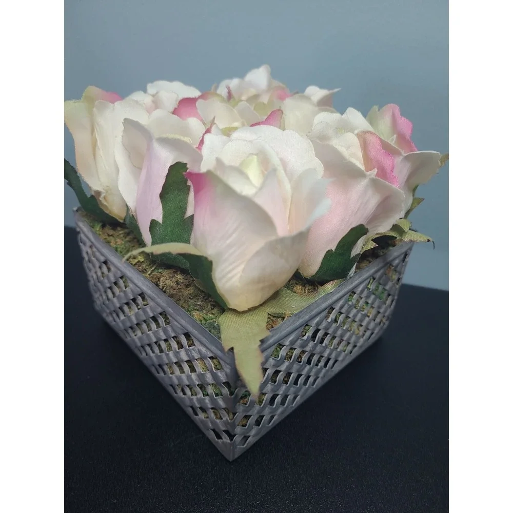 Vintage Artificial 9‎ Pink Roses Arrangement In Metal Basket